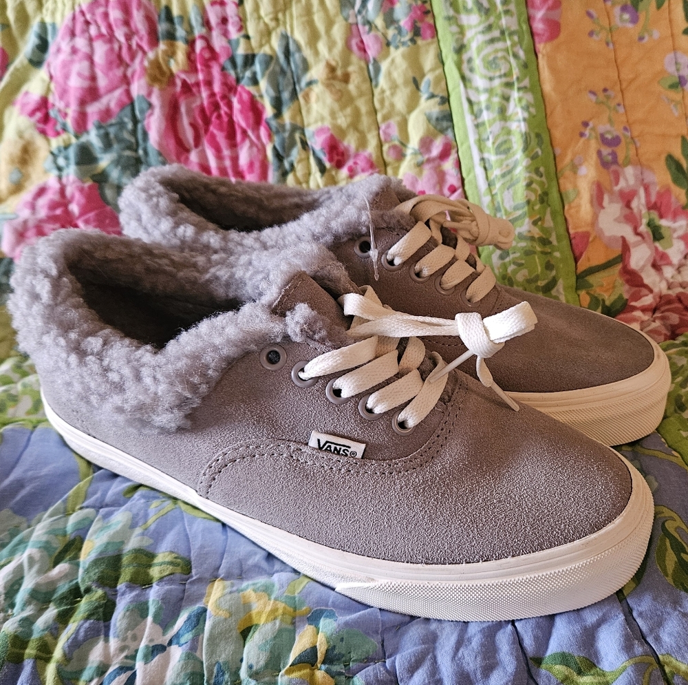 BRAND NEW Sherpa lined Vans Shoes